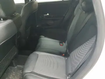 MERCEDES-BENZ GLA 200 d 8G-Style
