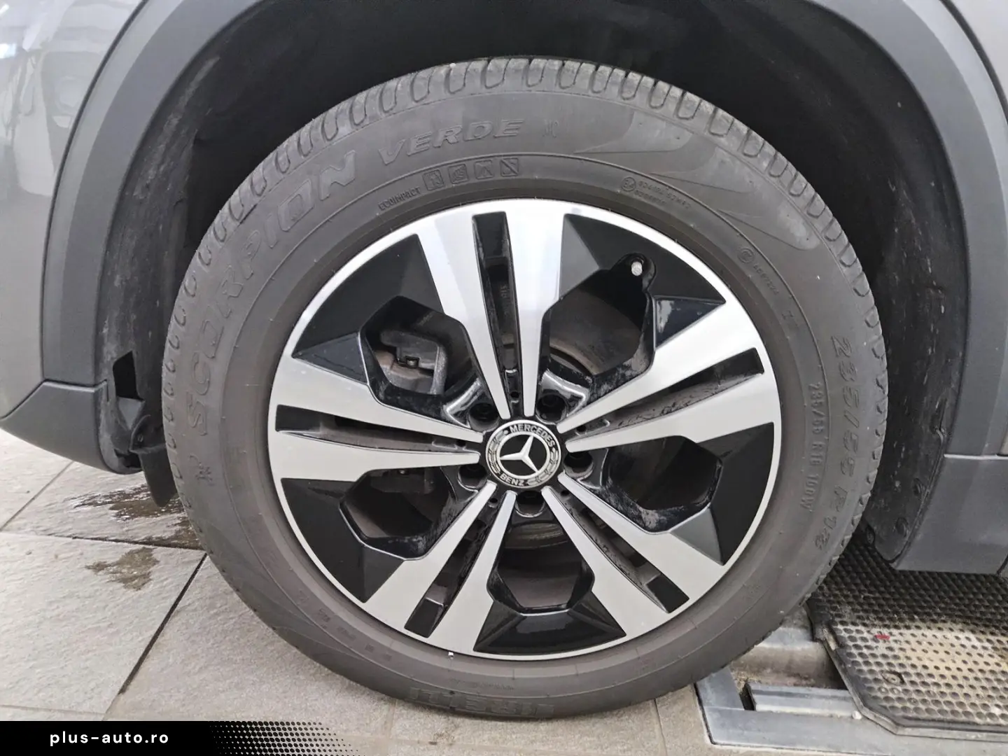 MERCEDES-BENZ GLA 200 d Progressive T-Leder LED MBUX