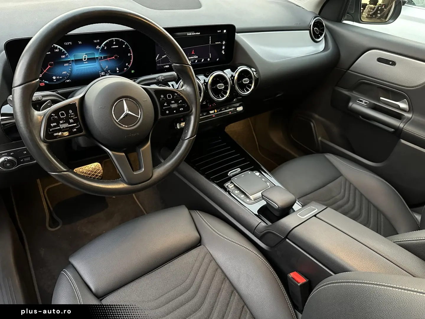 MERCEDES-BENZ GLA 180 d Style LED WIDESCREEN KAMERA