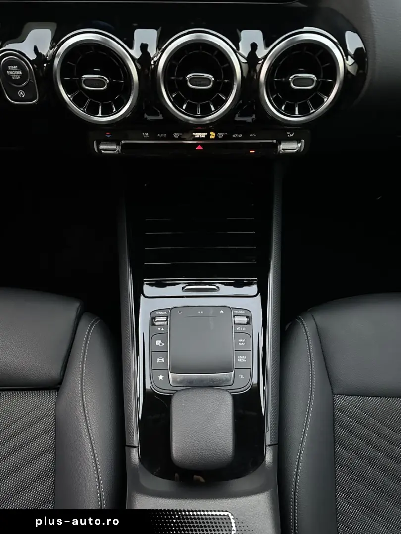 MERCEDES-BENZ GLA 180 d Style LED WIDESCREEN KAMERA
