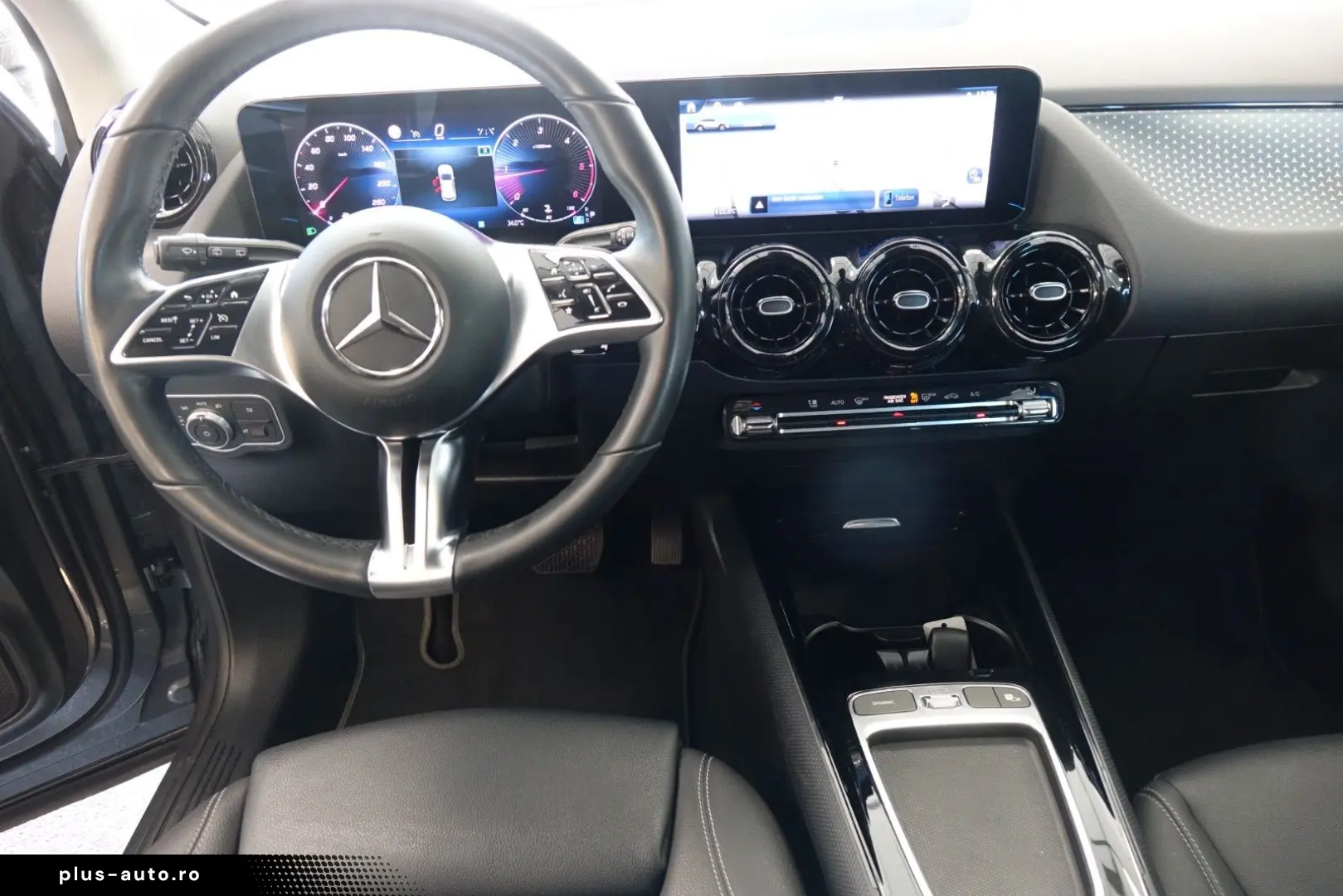 MERCEDES-BENZ GLA 180d  LED Navi Premium