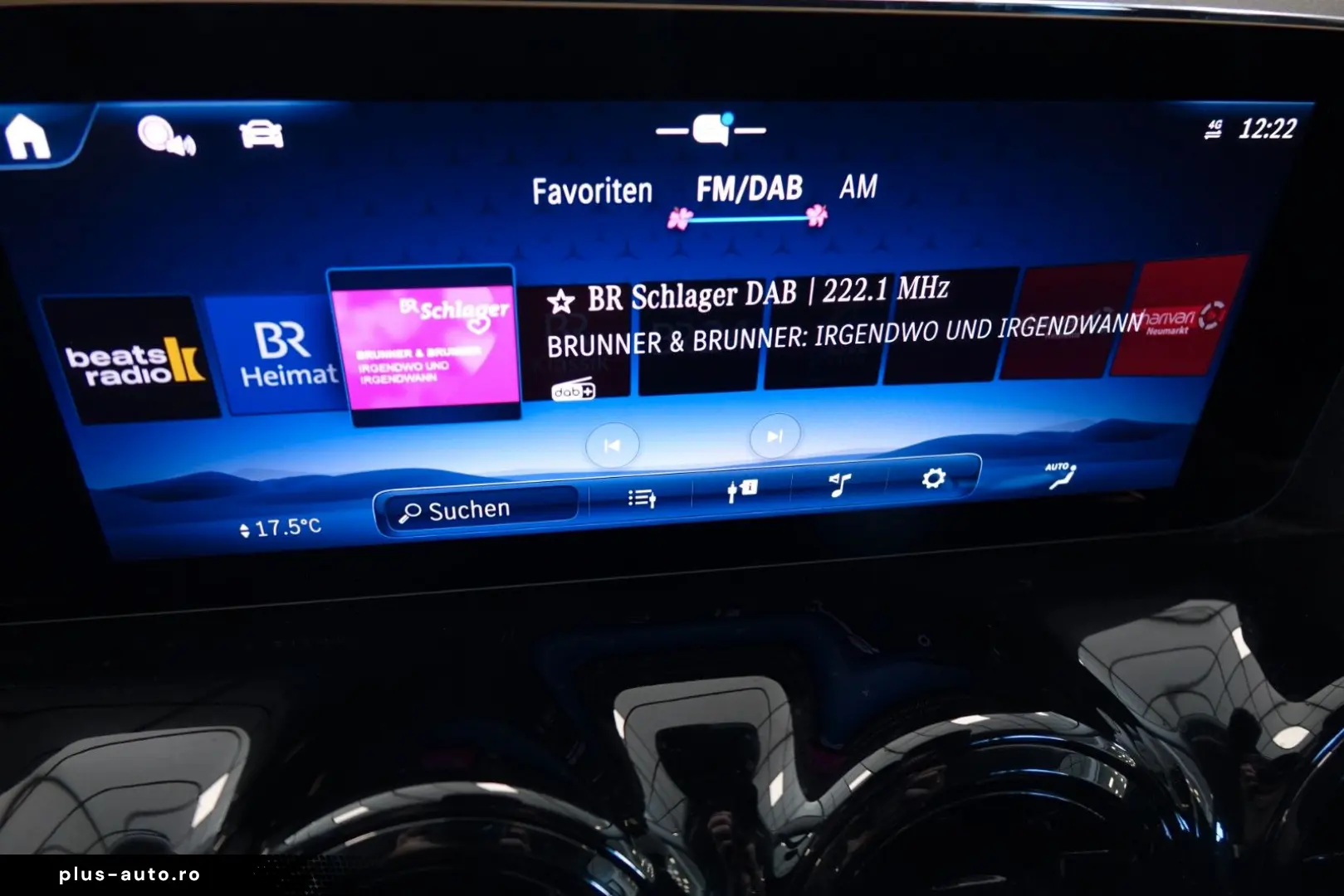 MERCEDES-BENZ GLA 180d  LED Navi Premium