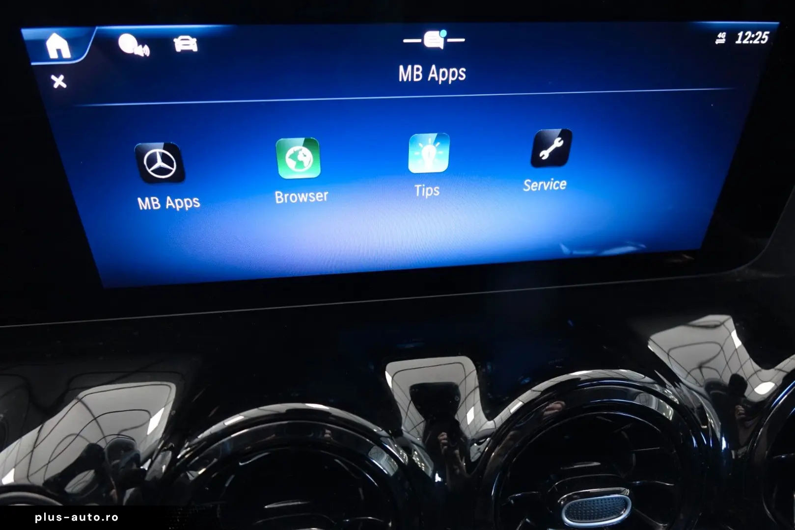 MERCEDES-BENZ GLA 180d  LED Navi Premium