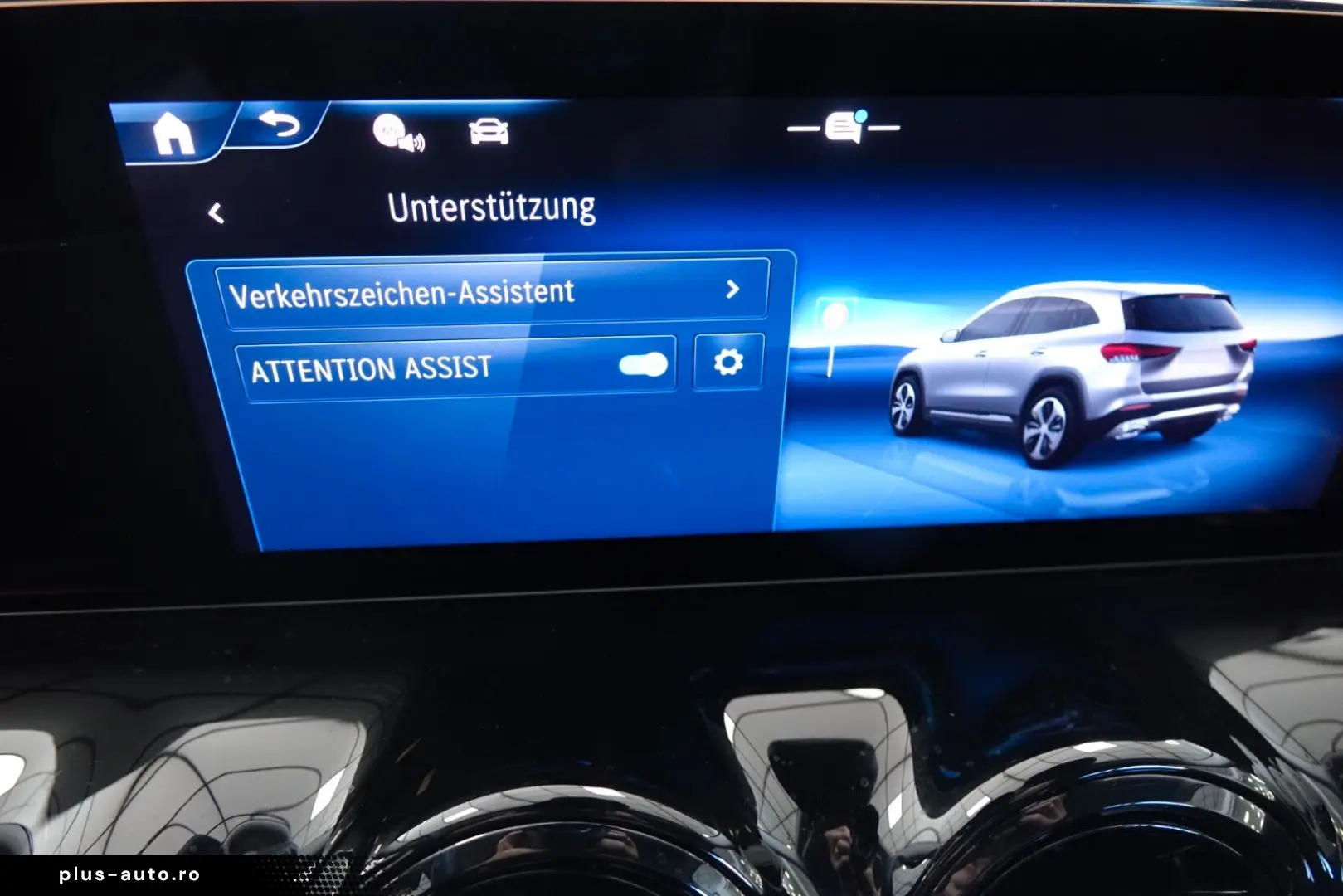 MERCEDES-BENZ GLA 180d  LED Navi Premium