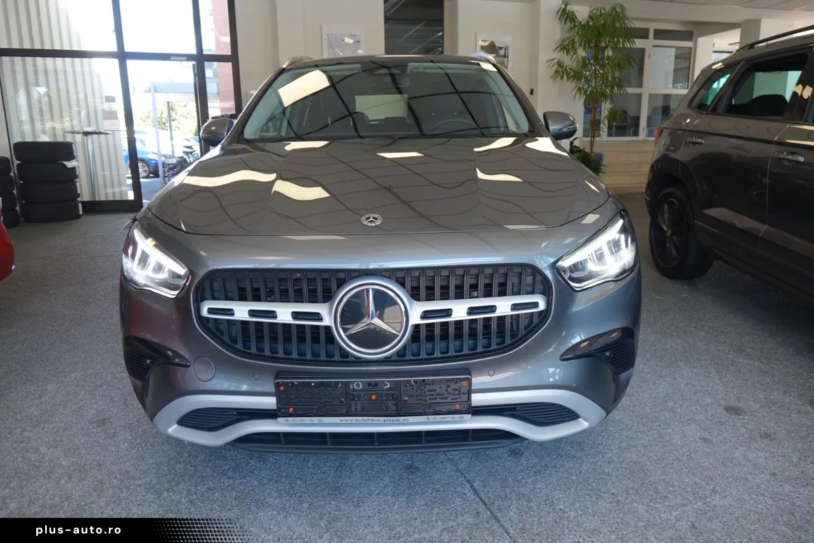 MERCEDES-BENZ GLA 180d  LED Navi Premium