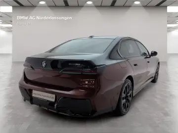 BMW i7 xDrive60 Limousine M Sport Massage