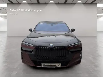 BMW i7 xDrive60 Limousine M Sport Massage