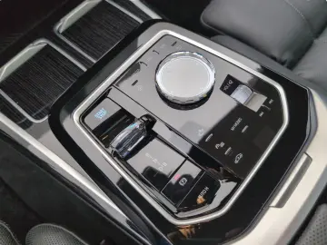 BMW i7 xDrive60 Limousine M Sport Massage