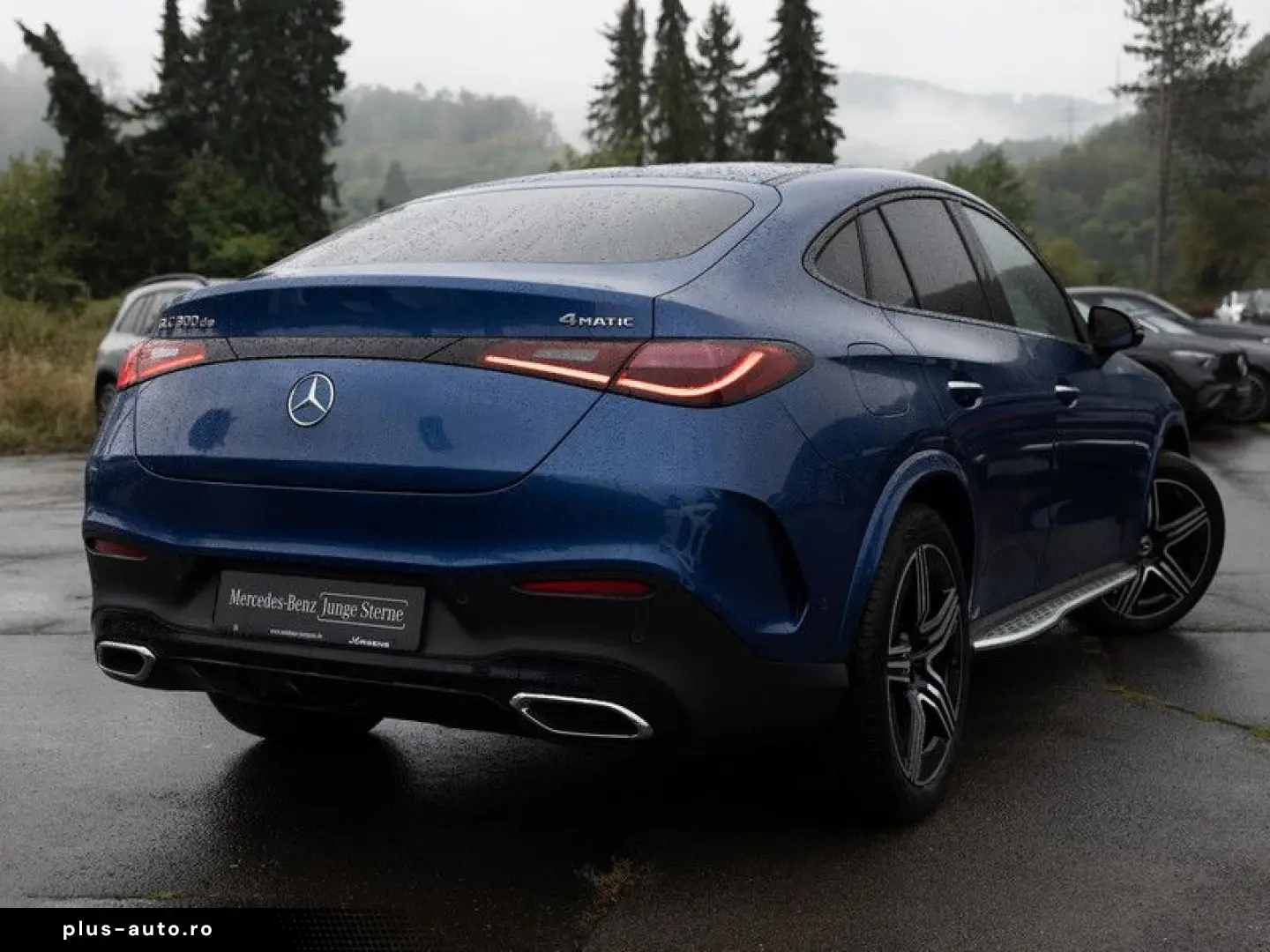 MERCEDES-BENZ GLC 300 de 4M Coupé AMG-Sport Technik Pano AHK