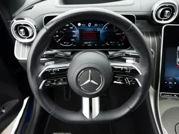 MERCEDES-BENZ GLC 300 de 4M Coupé AMG-Sport Technik Pano AHK