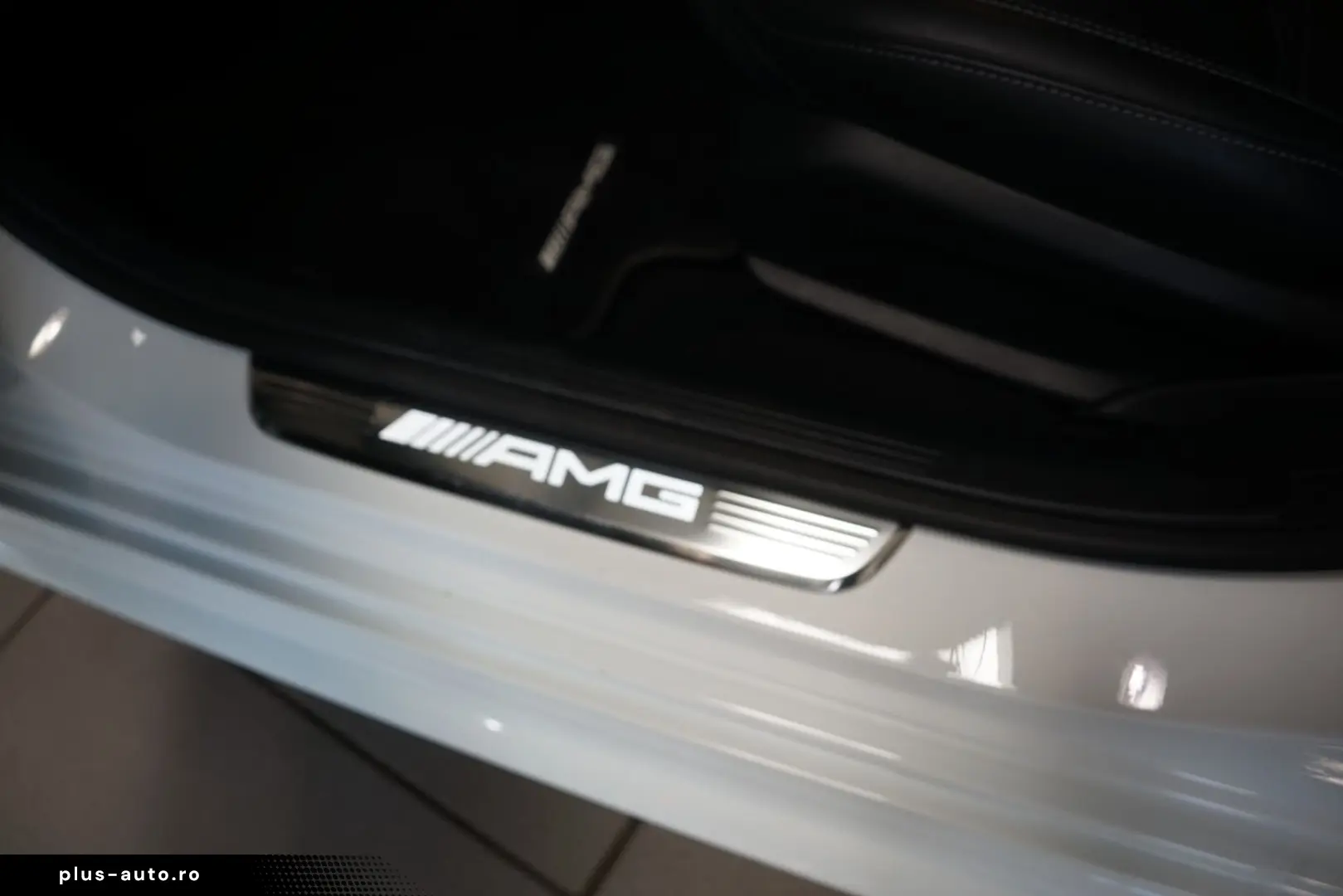MERCEDES-BENZ AMG GT 43 4M  4-Türer HUD Pano Burmester
