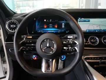 MERCEDES-BENZ AMG GT 43 4M  4-Türer HUD Pano Burmester