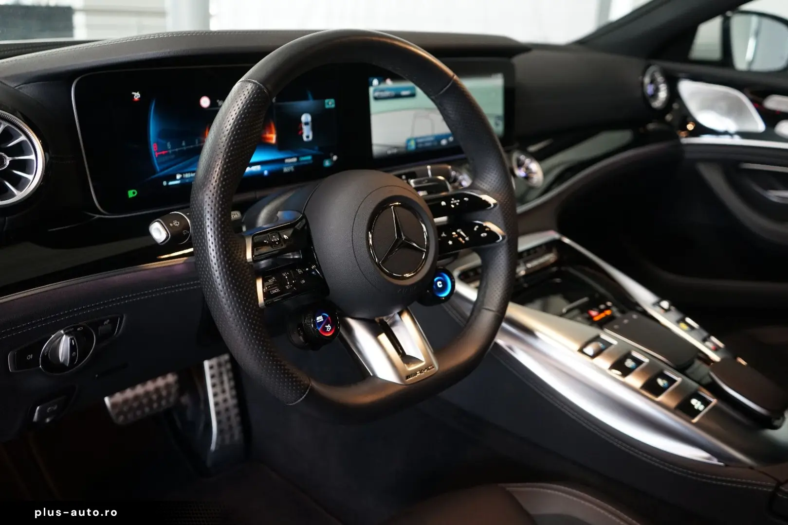 MERCEDES-BENZ AMG GT 43 4M  4-Türer HUD Pano Burmester