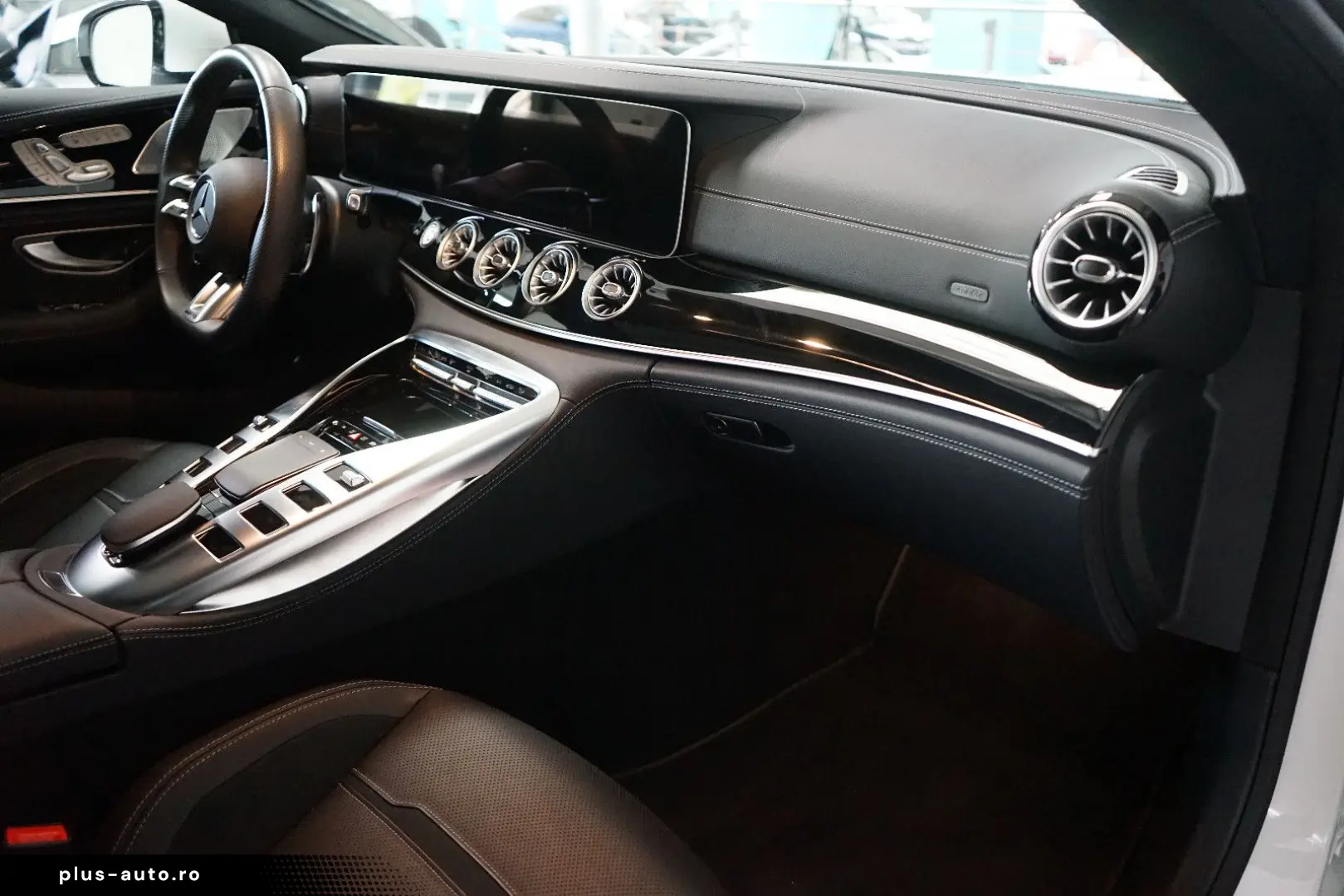 MERCEDES-BENZ AMG GT 43 4M  4-Türer HUD Pano Burmester