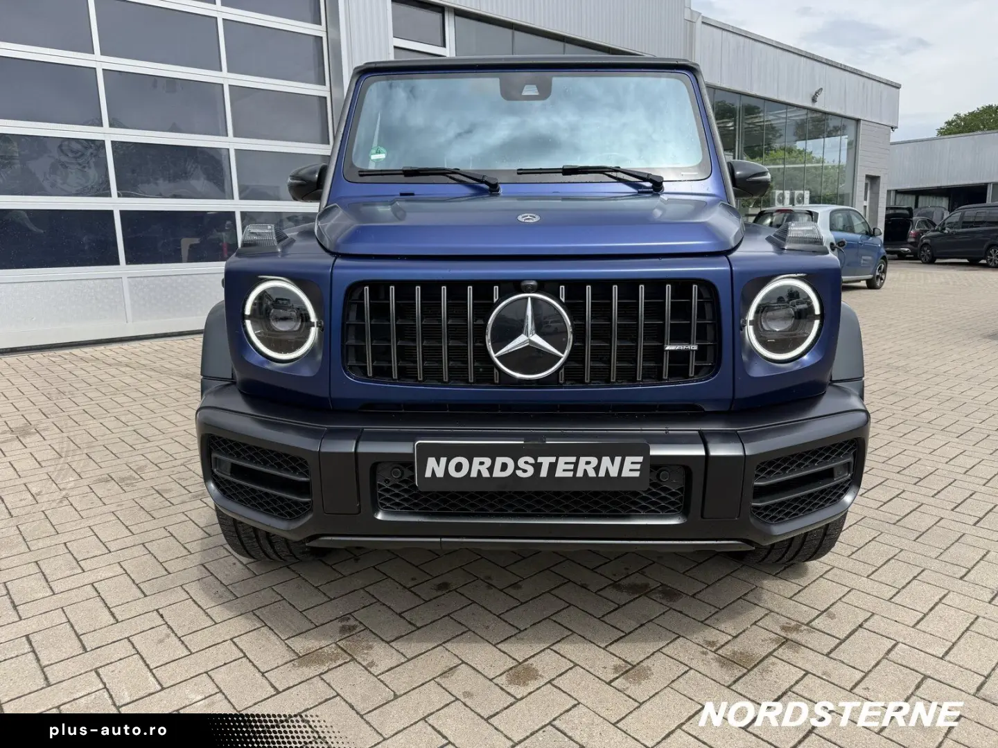 MERCEDES-BENZ Mercedes-AMG G 63 Fond Entertainment LNP 235T€
