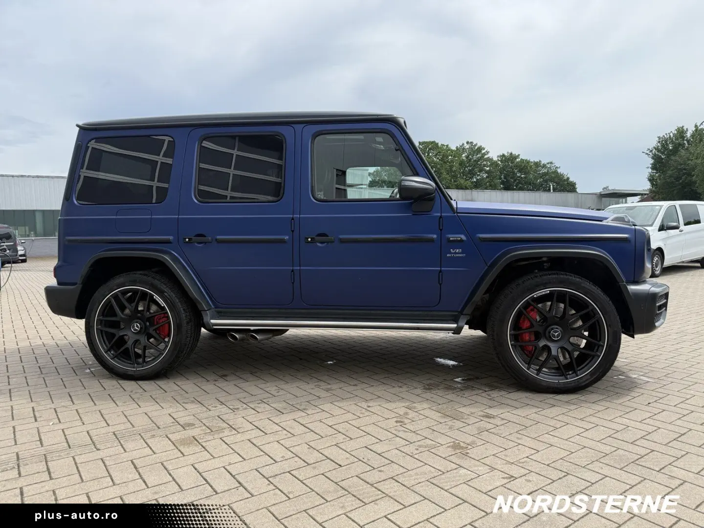 MERCEDES-BENZ Mercedes-AMG G 63 Fond Entertainment LNP 235T€