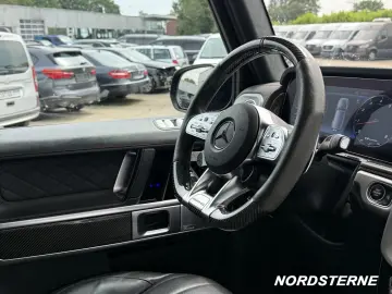 MERCEDES-BENZ Mercedes-AMG G 63 Fond Entertainment LNP 235T€