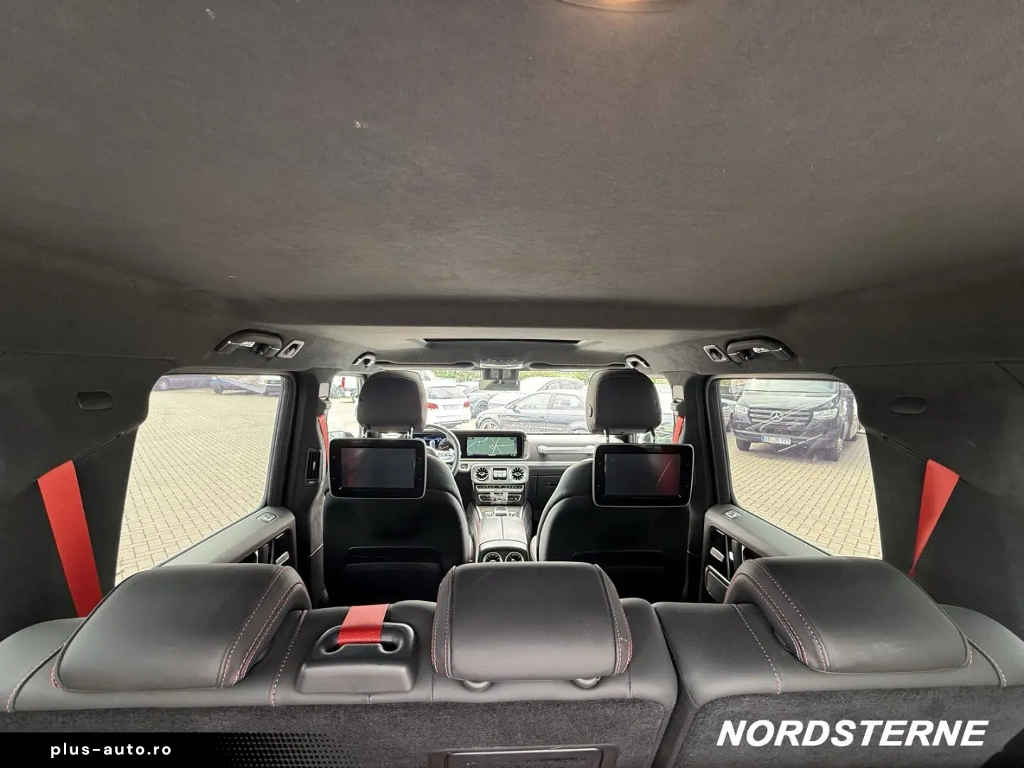 MERCEDES-BENZ Mercedes-AMG G 63 Fond Entertainment LNP 235T€