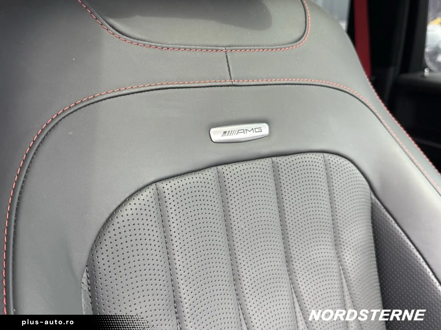 MERCEDES-BENZ Mercedes-AMG G 63 Fond Entertainment LNP 235T€