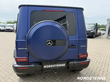 MERCEDES-BENZ Mercedes-AMG G 63 Fond Entertainment LNP 235T€