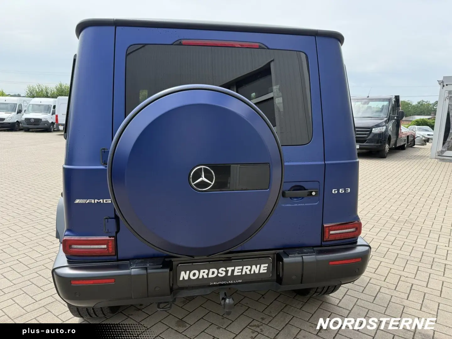 MERCEDES-BENZ Mercedes-AMG G 63 Fond Entertainment LNP 235T€