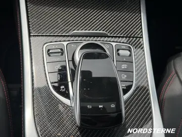MERCEDES-BENZ Mercedes-AMG G 63 Fond Entertainment LNP 235T€