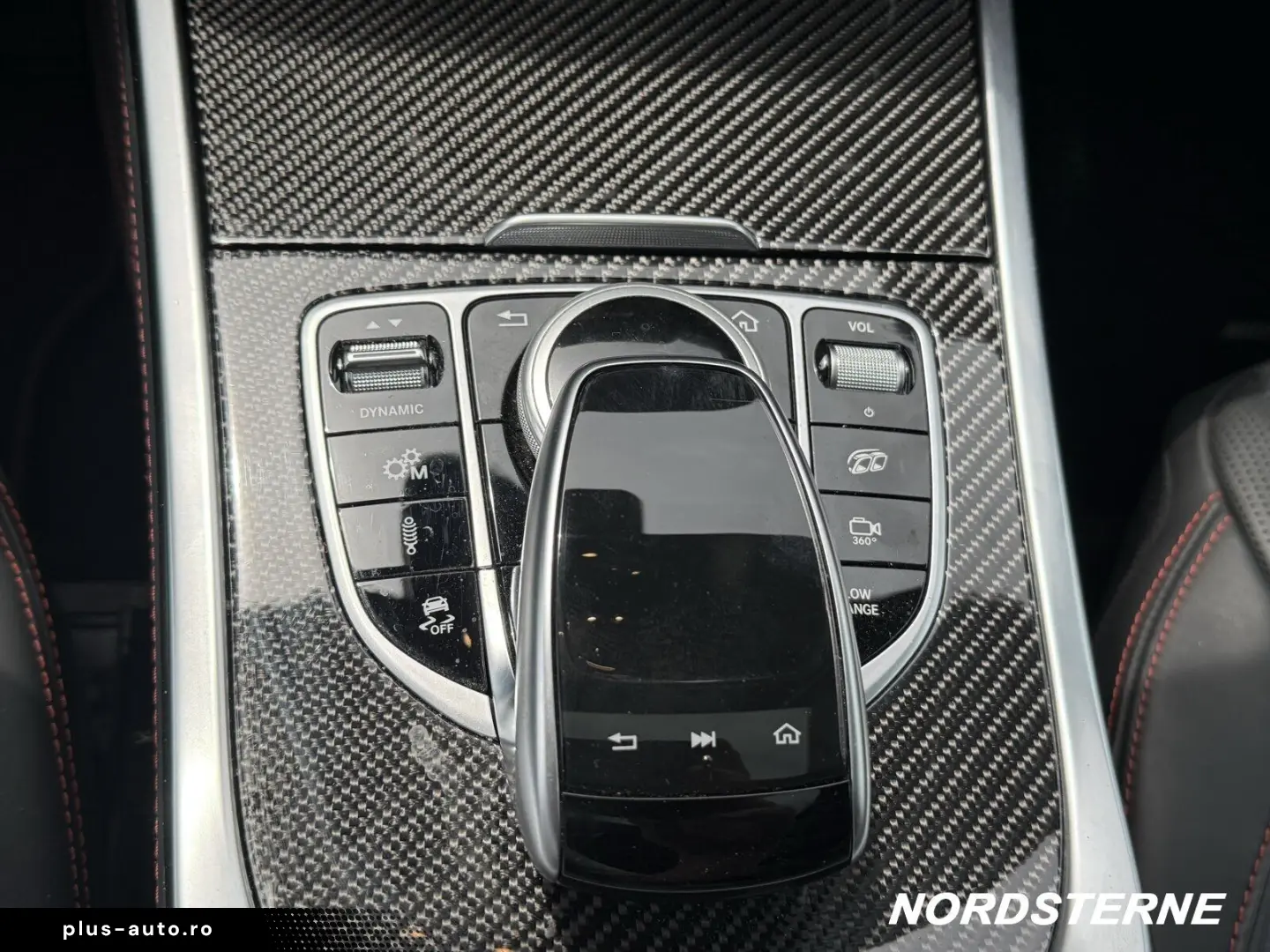 MERCEDES-BENZ Mercedes-AMG G 63 Fond Entertainment LNP 235T€