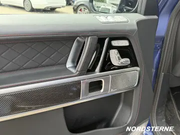 MERCEDES-BENZ Mercedes-AMG G 63 Fond Entertainment LNP 235T€
