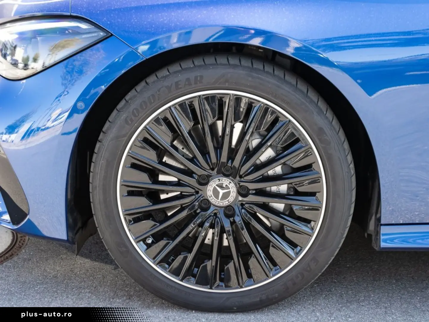 MERCEDES-BENZ CLE 300 4M AMG Line KeyGo TotW Pano Night