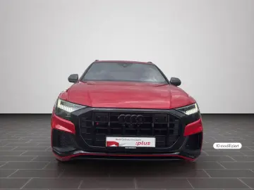 AUDI SQ8 TFSI competition plus PANO AHK STANDHZ. B&O