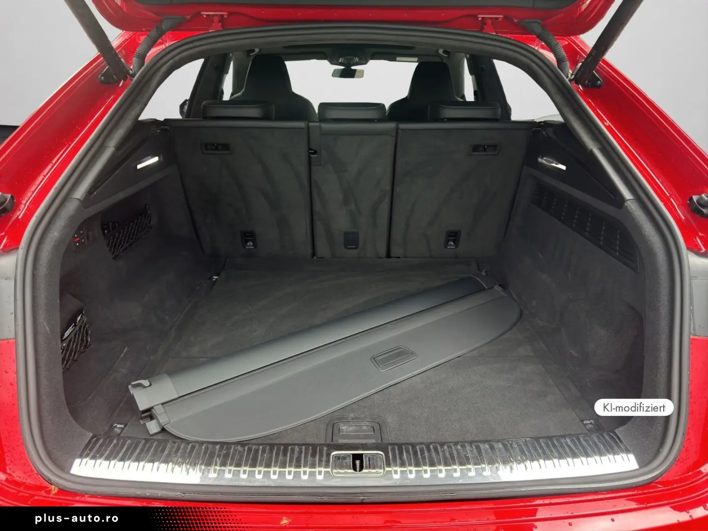 AUDI SQ8 TFSI competition plus PANO AHK STANDHZ. B&O