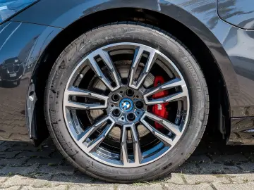 BMW 530e M Sport Pro AHK Pano H K DA prof. Pa