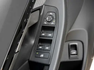 BMW 530e M SPORT PRO PANO HuD DA PROF H K 360