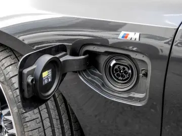 BMW 530e M SPORT PRO PANO HuD DA PROF H K 360