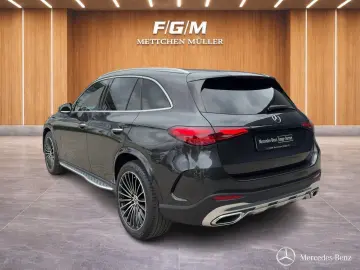 MERCEDES-BENZ GLC 300 d AMGPLUS PANO HUD AHK BUR.