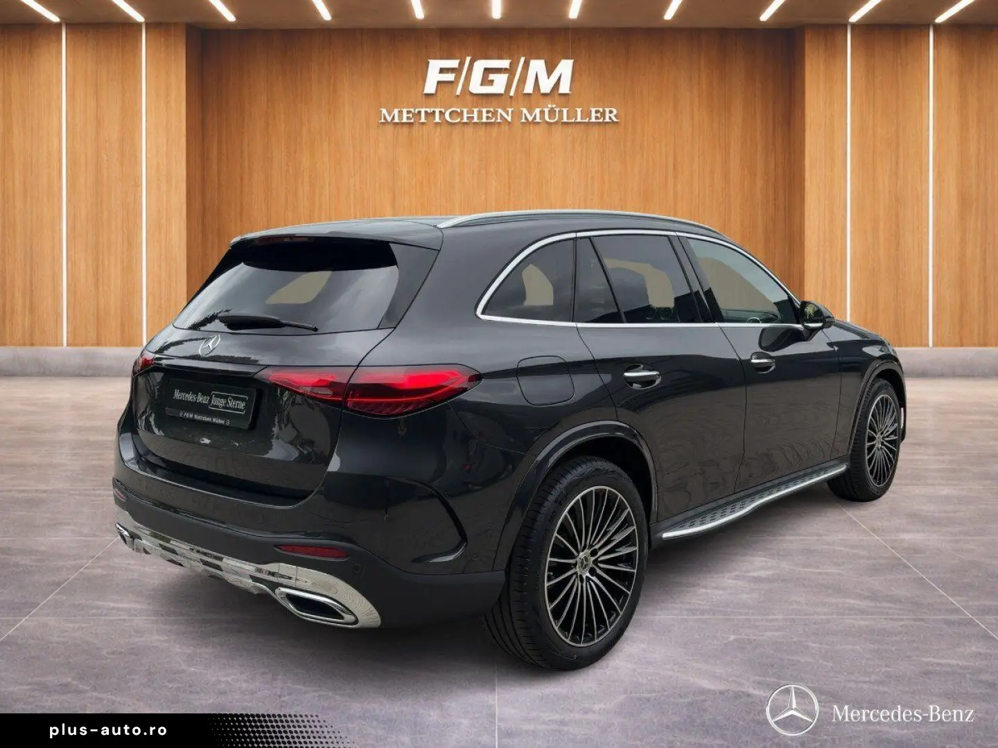 MERCEDES-BENZ GLC 300 d AMGPLUS PANO HUD AHK BUR.