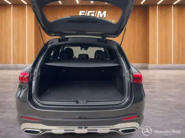 MERCEDES-BENZ GLC 300 d AMGPLUS PANO HUD AHK BUR.