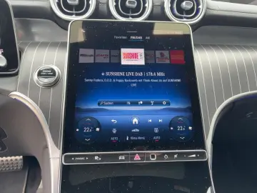 MERCEDES-BENZ GLC 300 d AMGPLUS PANO HUD AHK BUR.