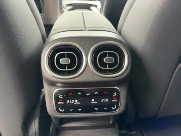 MERCEDES-BENZ GLC 300 d AMGPLUS PANO HUD AHK BUR.