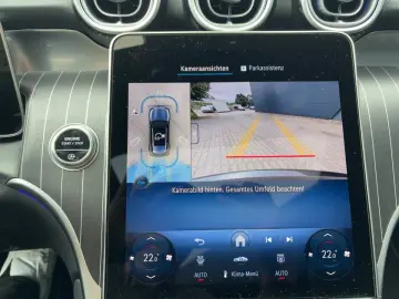 MERCEDES-BENZ GLC 300 d AMGPLUS PANO HUD AHK BUR.