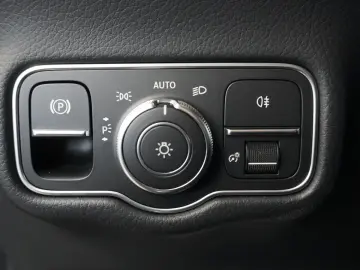 MERCEDES-BENZ G 63 AMG AHK PANO STHZ 360  22