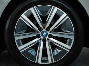 BMW i7 xDrive 60 Design Pure Excellence