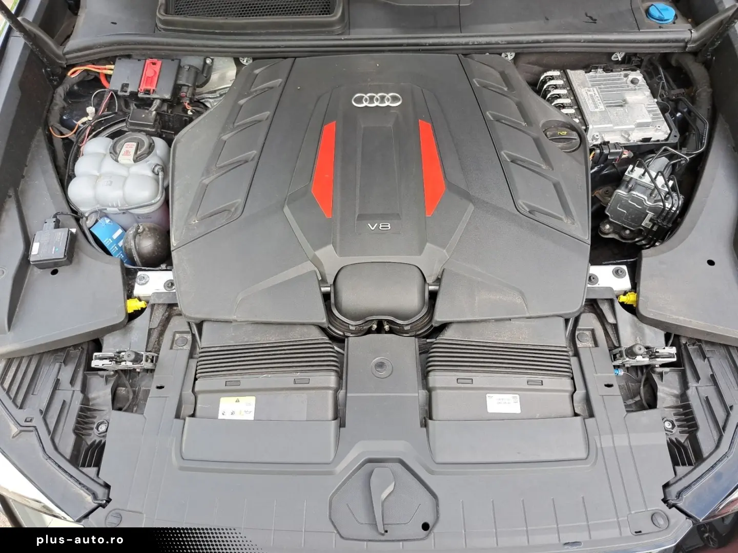 AUDI SQ8 TFSI quattro tiptr. AHK PANO 23  STANDHEIZ S