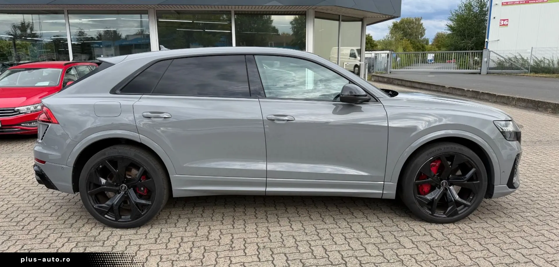 AUDI RSQ8 4.0TFSI Quattro Pano B&O Matrix AHK