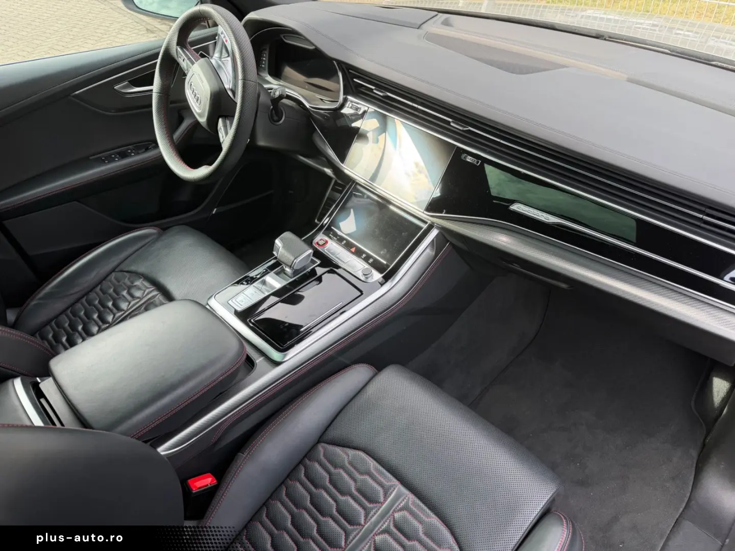 AUDI RSQ8 4.0TFSI Quattro Pano B&O Matrix AHK