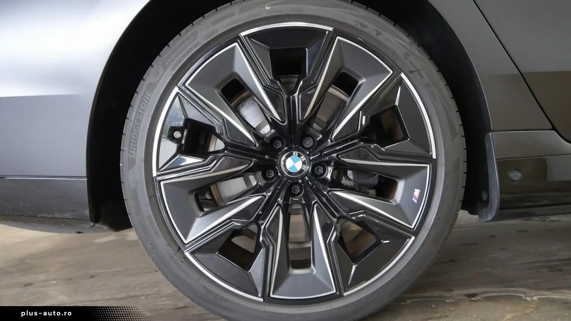 BMW i7 xDrive60 M Sport PRO   ExecutiveLounge