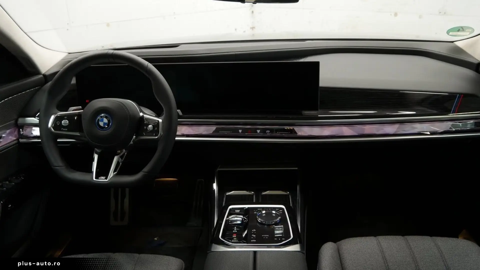 BMW i7 xDrive60 M Sport PRO   ExecutiveLounge