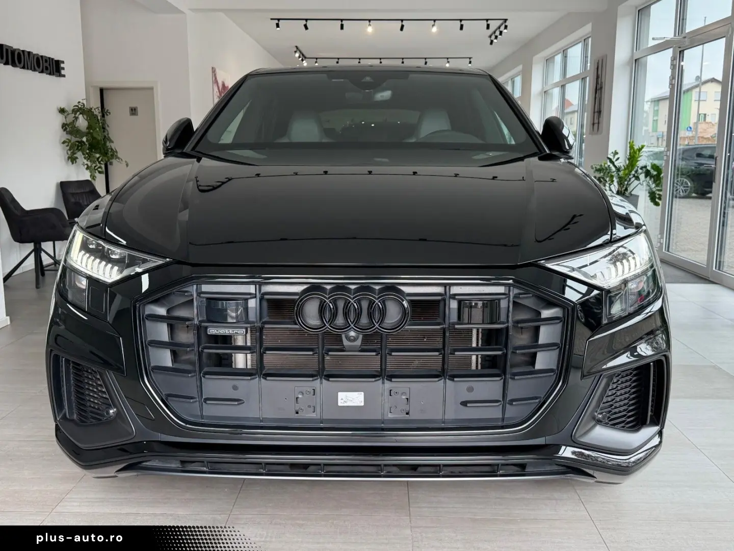 AUDI Q8 55 TFSI Quattro S-Line   B&W Advanced   Pano
