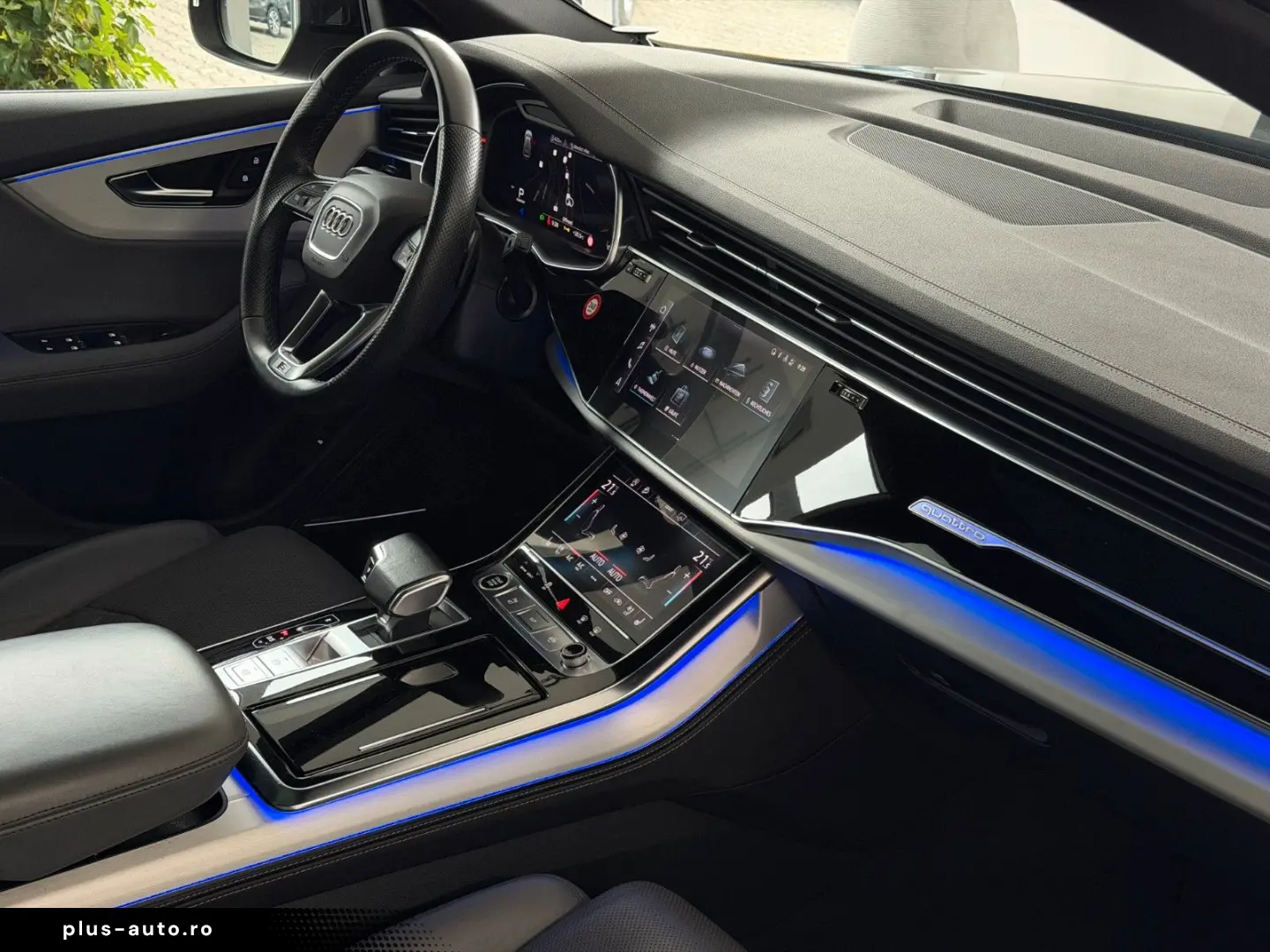 AUDI Q8 55 TFSI Quattro S-Line   B&W Advanced   Pano