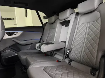 AUDI Q8 55 TFSI Quattro S-Line   B&W Advanced   Pano